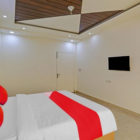 Hotel O Golden Key Inn Punjabi Bagh Új-Delhi Kültér fotó