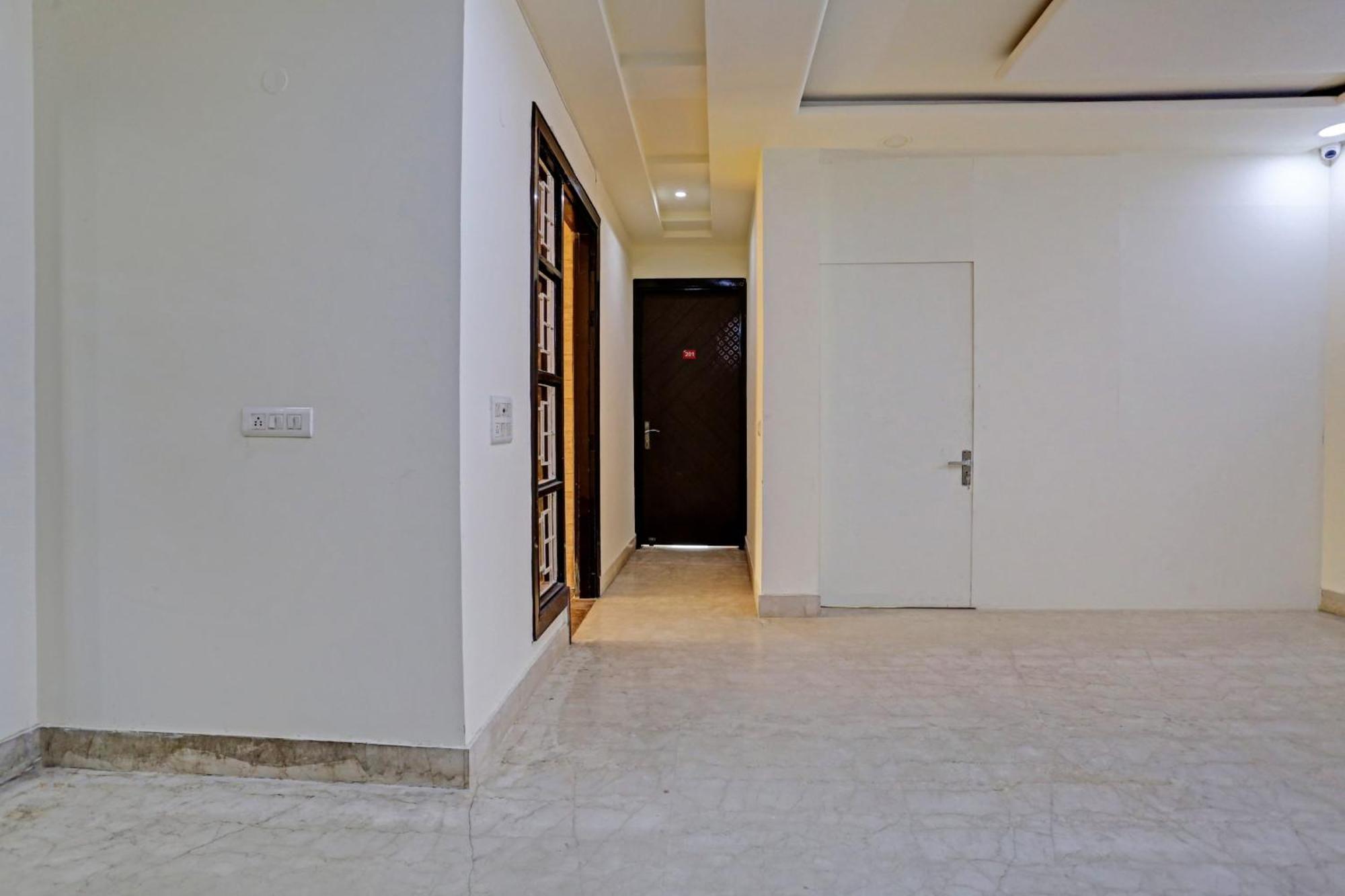 Hotel O Golden Key Inn Punjabi Bagh Új-Delhi Kültér fotó